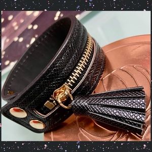 Black Punk Handmade Zipper Stitched Tassel Design Leather Wrap Bracelet